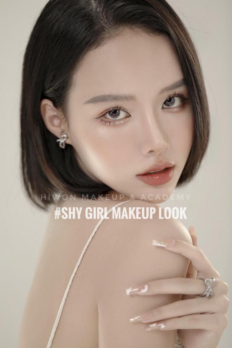 ﻿﻿Hiwon Makeup & Academy