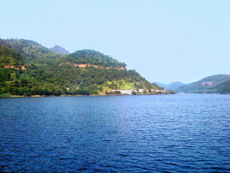 Thung lũng xanh - hồ Kẻo cà