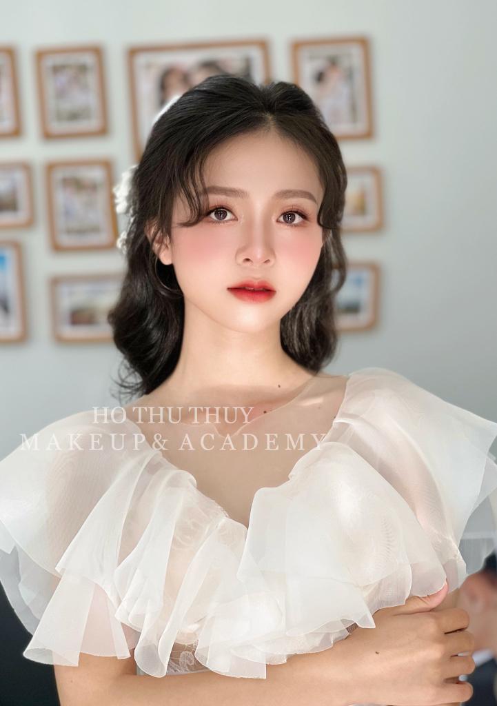 Hồ Thu Thủy Make up (Gió Studio)