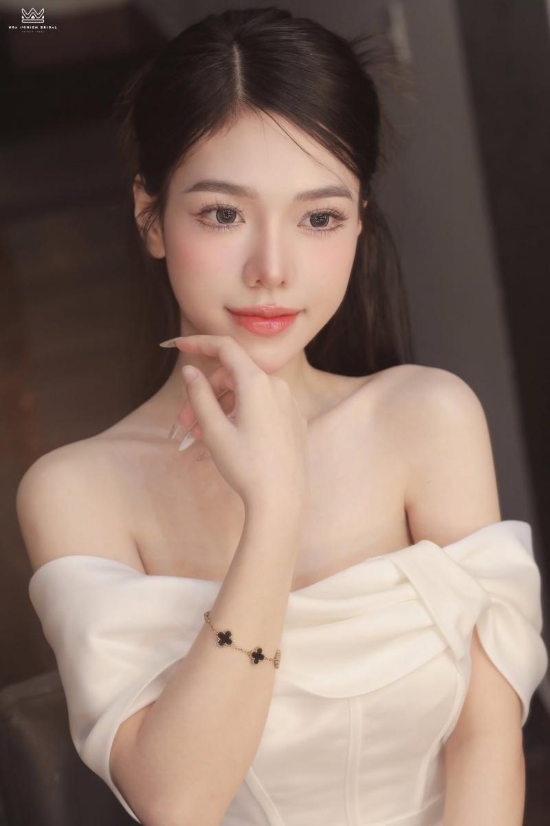 Hoa Nghiêm Bridal