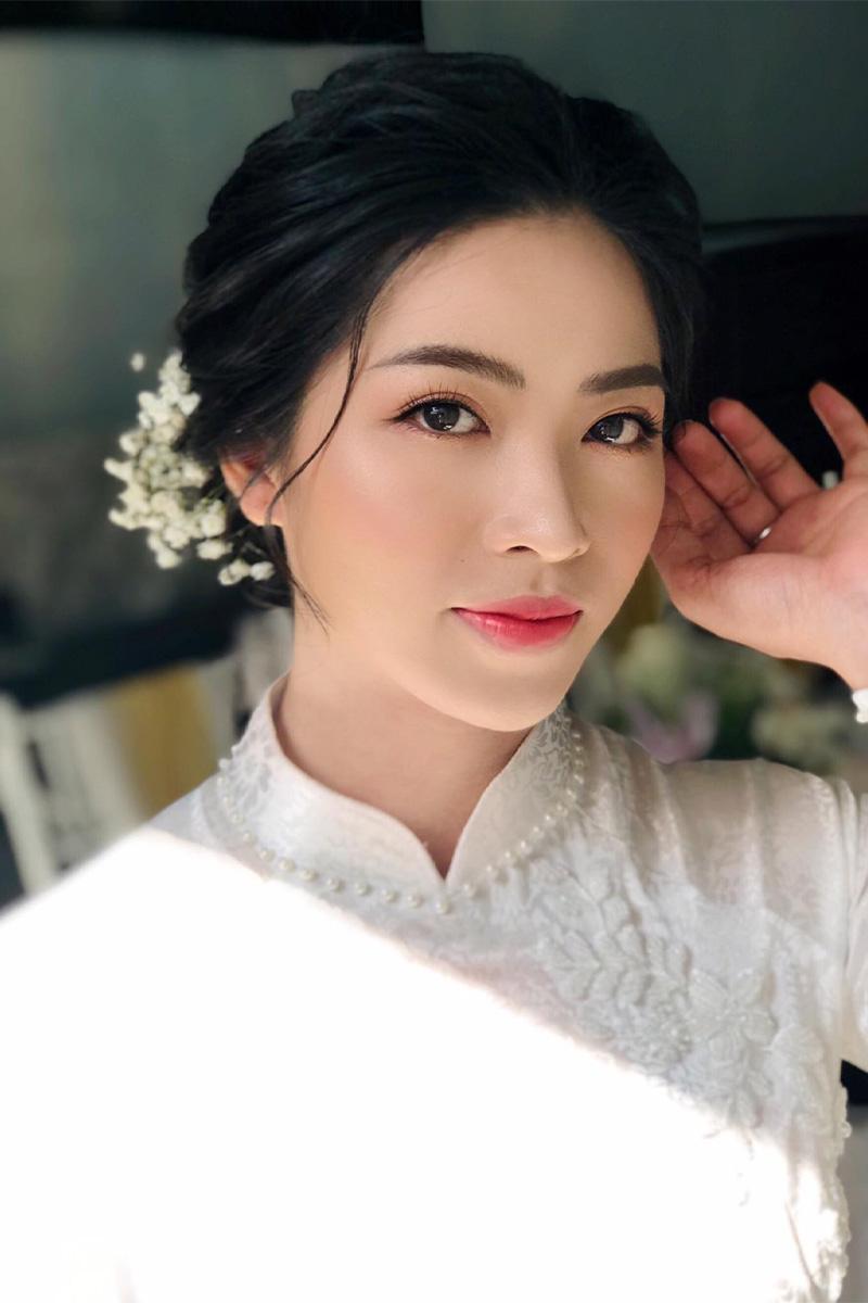 Hoa Nguyen Makeup