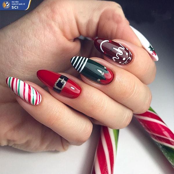 Top 10 Mẫu nail phong cách Giáng sinh đơn giản, đáng yêu