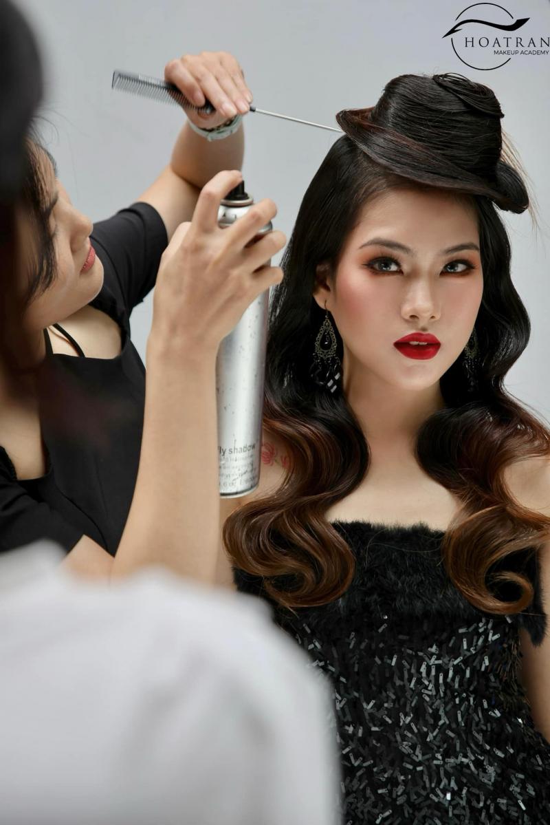 Hoa Trần Makeup Artist