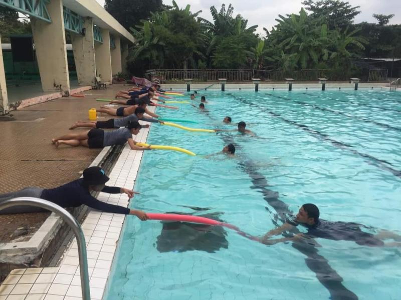 Học bơi Hùng Anh
