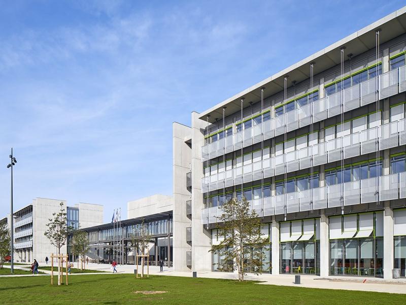 Học bổng cụm đổi mới Paris Saclay