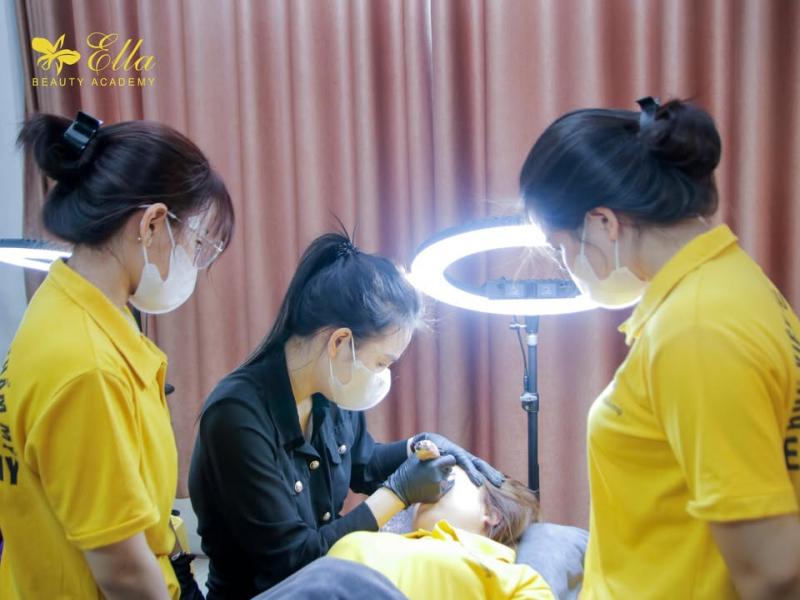 Học Viện Đào Tạo Thẩm Mỹ Ella Academy