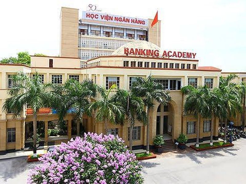 Học viện Ngân Hàng