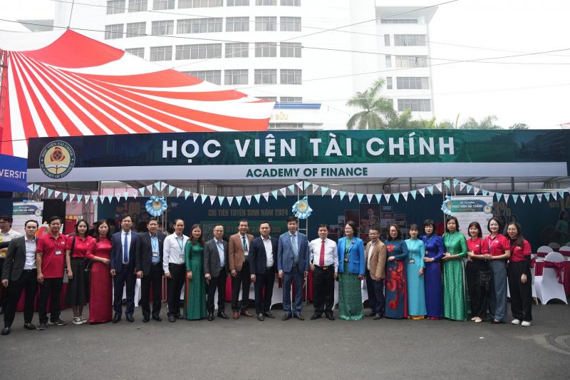 Học Viện Tài Chính