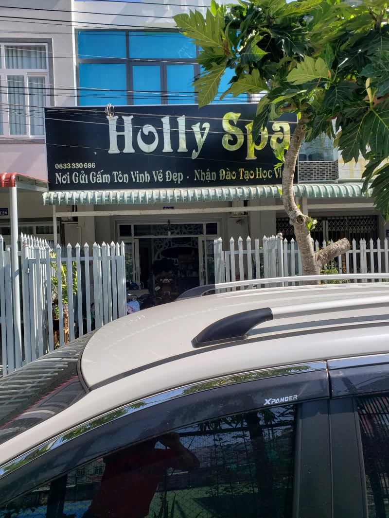 Holly Spa