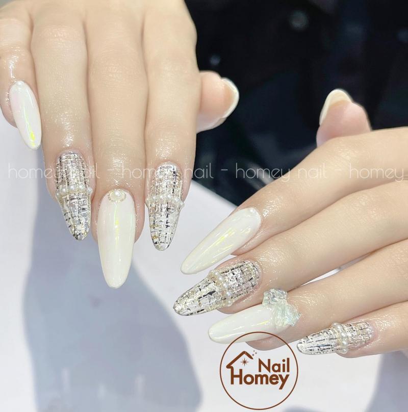 Homey Nail