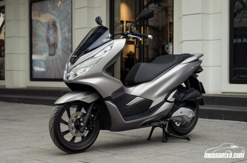 Honda PCX 150 – Giảm: 3.000.000 VND