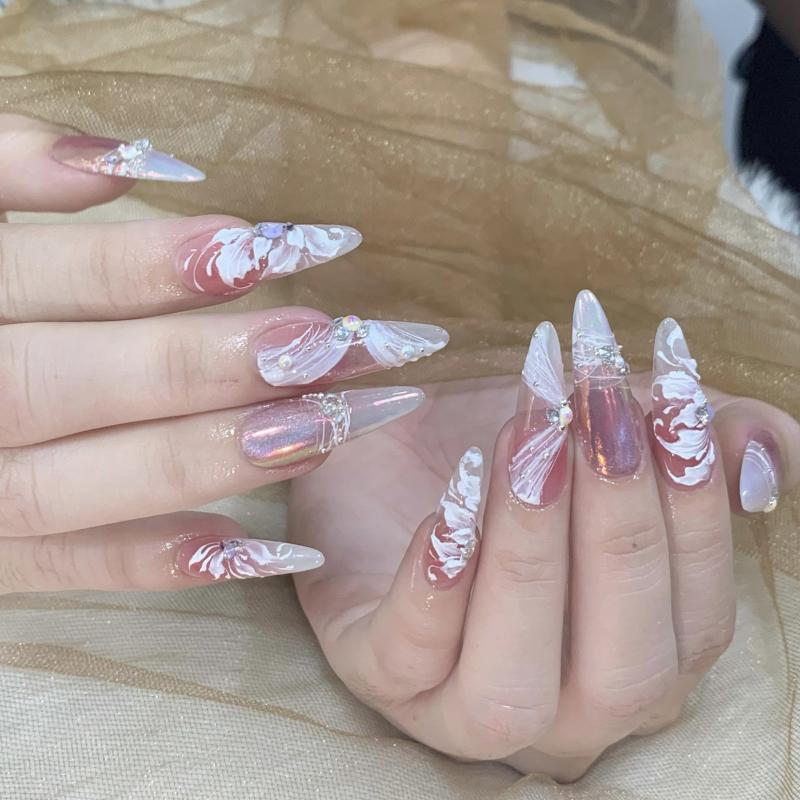 Hồng Nail