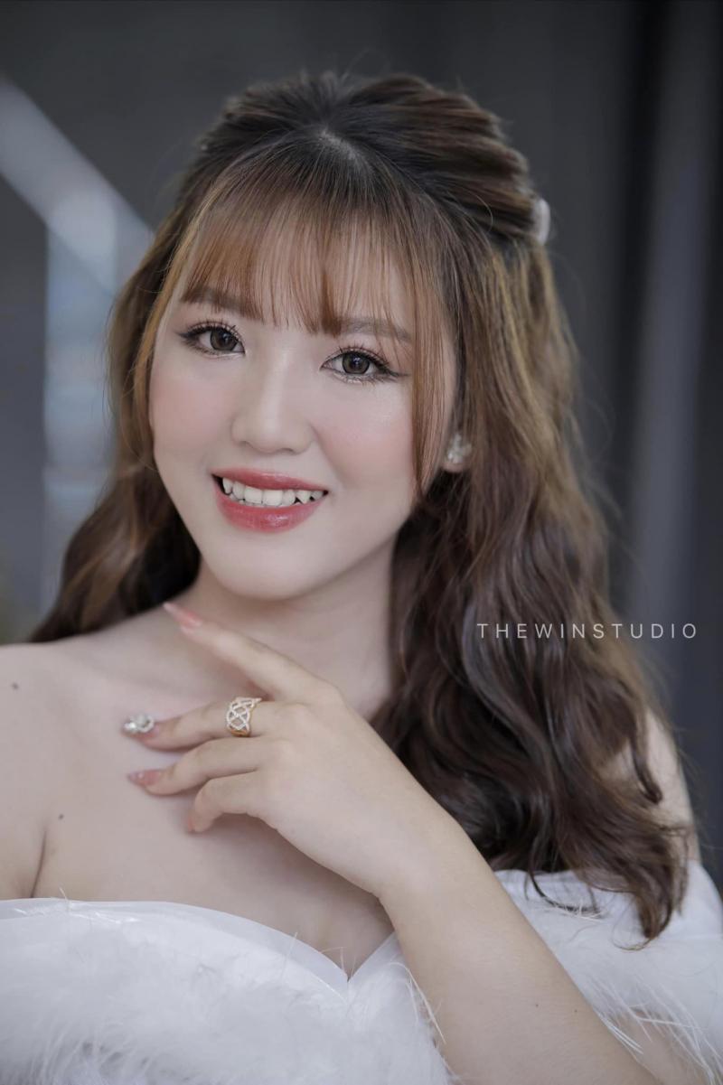 Hồng Phấn Makeup (The Win Studio)