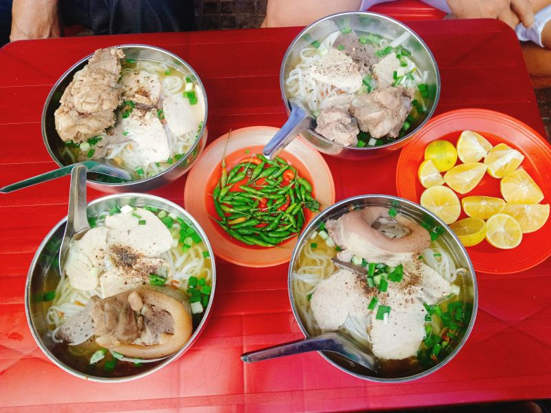 Hủ Tiếu Bà Sẩm