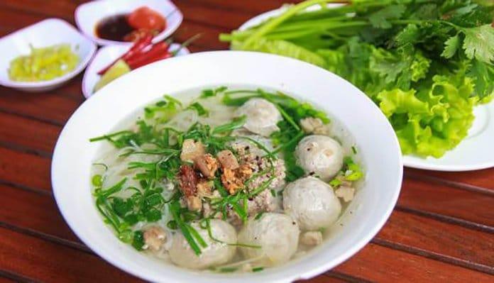 Hủ Tiếu Bò Viên Chú Lùn