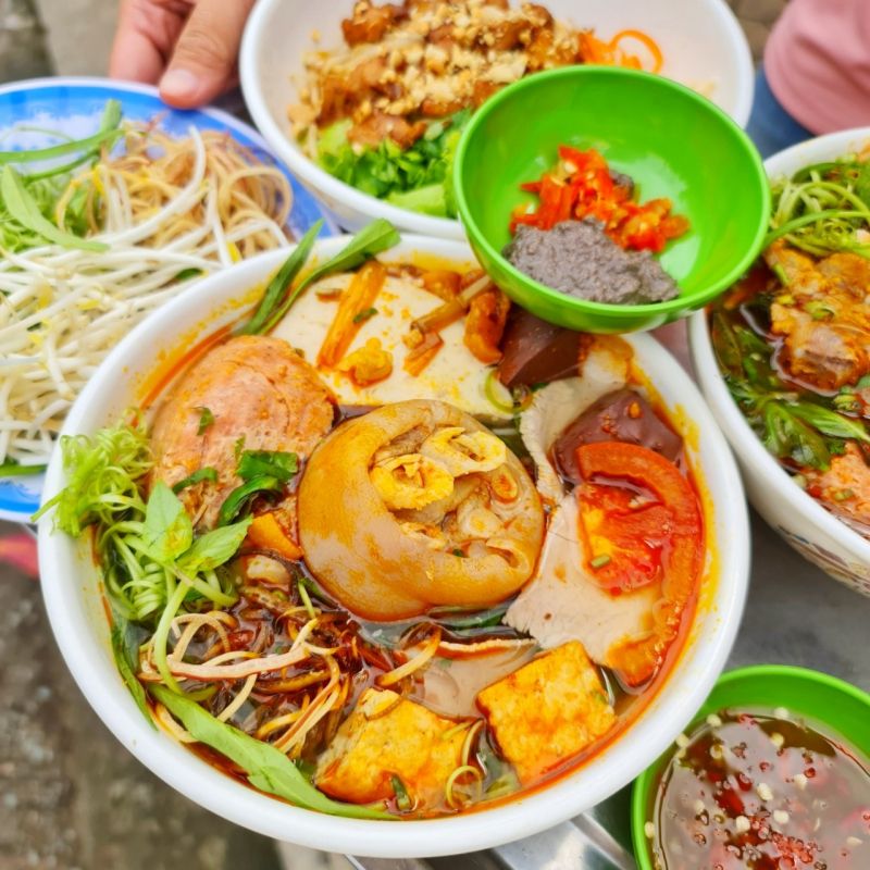 Bún Riêu Hẻm Ông Tiên