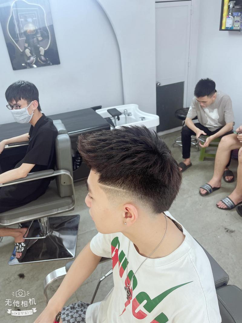 Hưng Barbershop