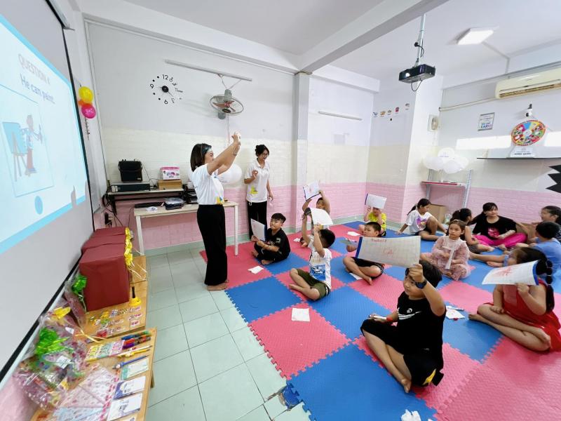 Hưng Quốc Education