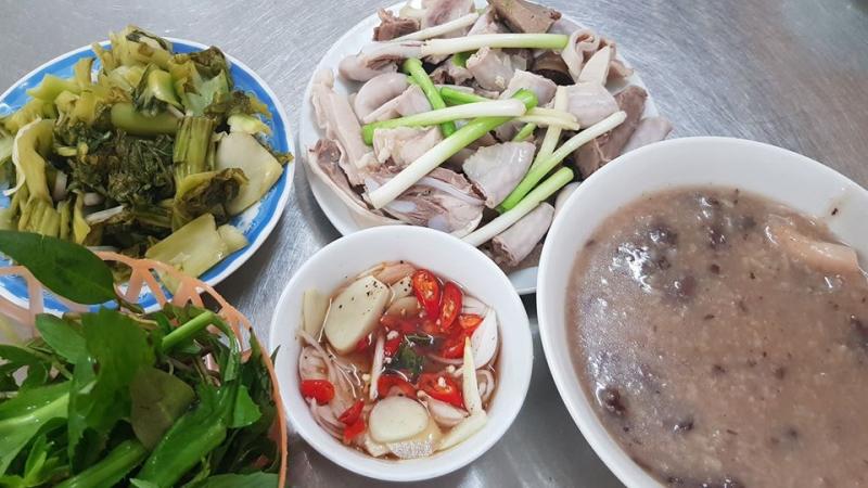 Quán ăn ngon trên đường Mai Dịch, quận Cầu Giấy