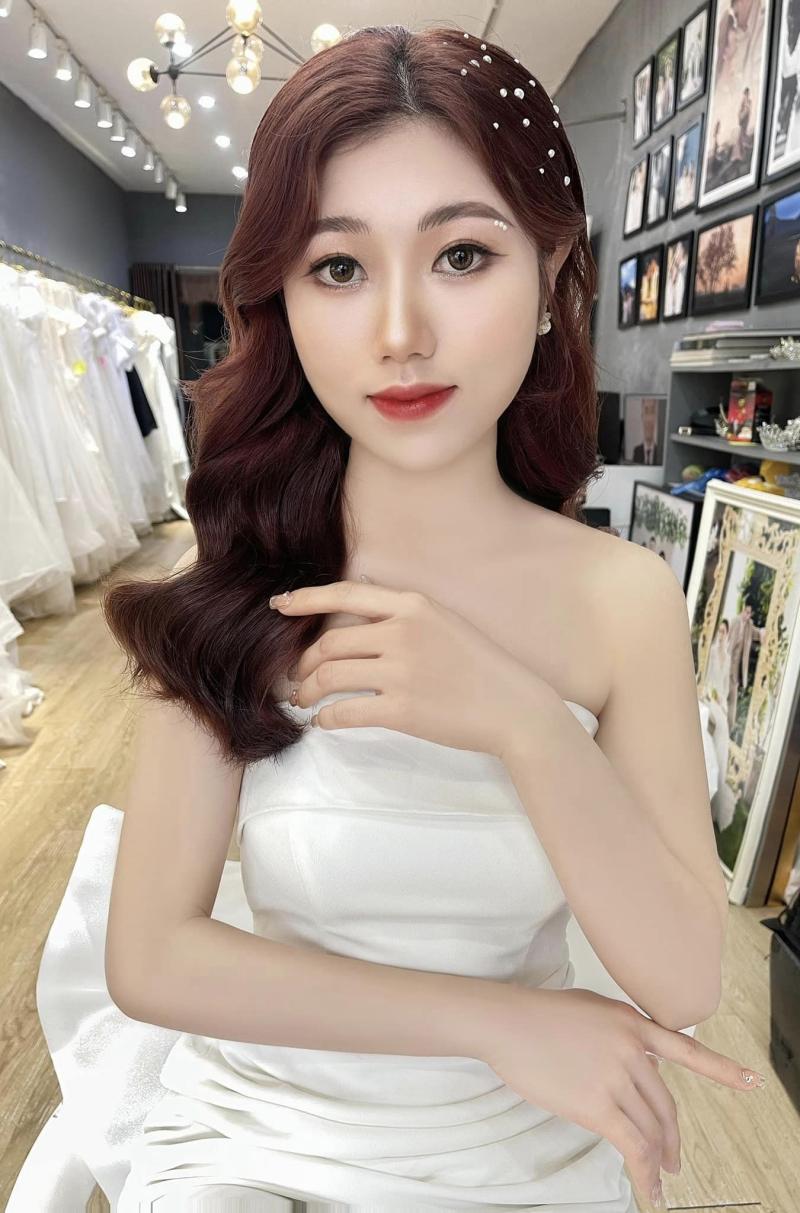 Huyền Helen Makeup (Helen Wedding)