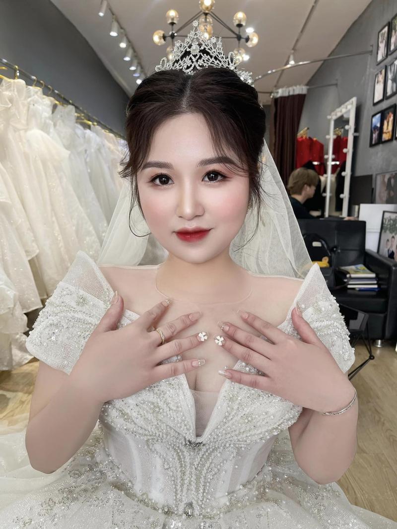 Huyền Helen Makeup (Helen Wedding)