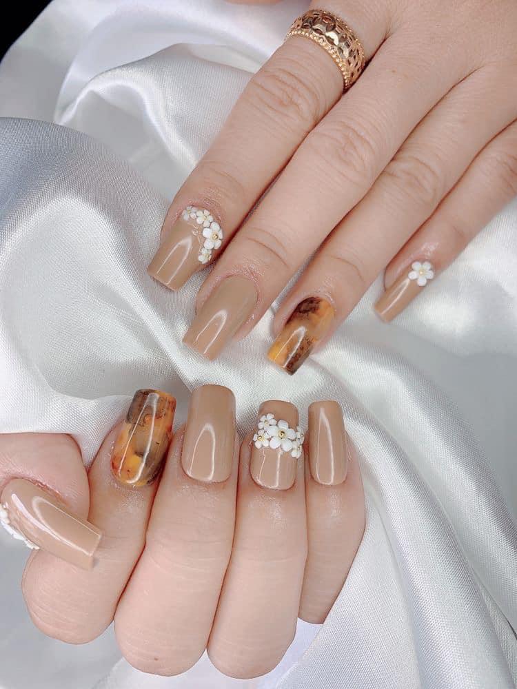 Huyền Nail