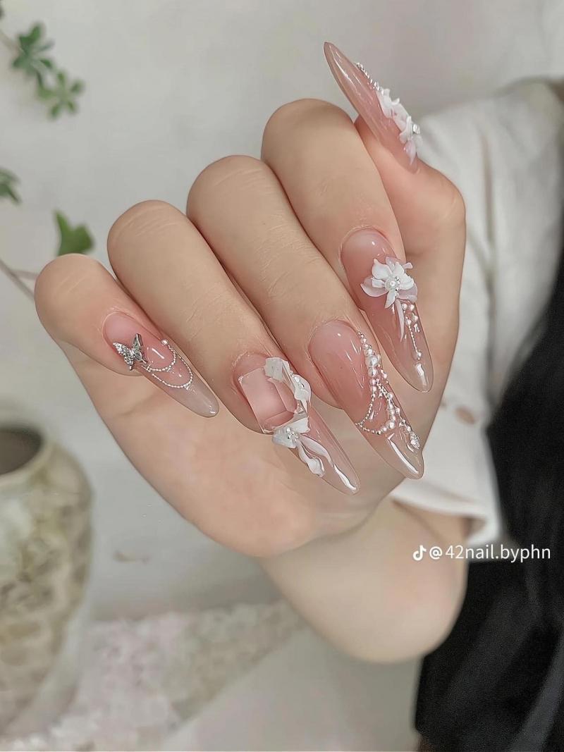 Huyền Nail