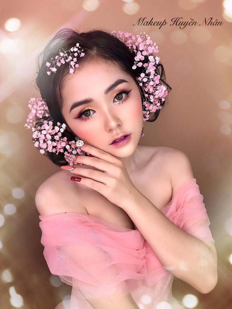 Huyền Nhân make up