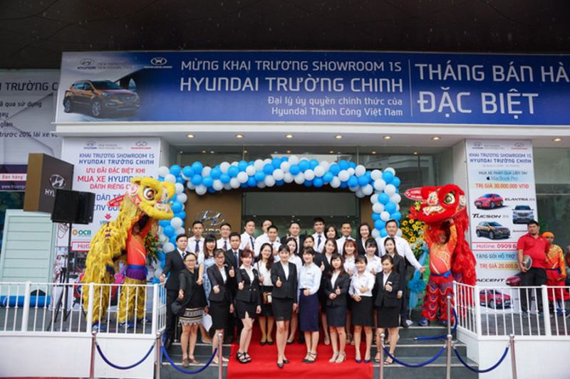 Đội ngũ tư vấn bán hàng Hyundai Trường Chinh 1S