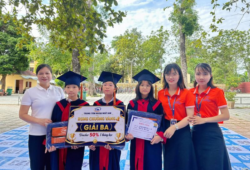 Hoạt động của IAM English Center
