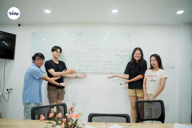 IELTS Vietop - Luyện thi IELTS