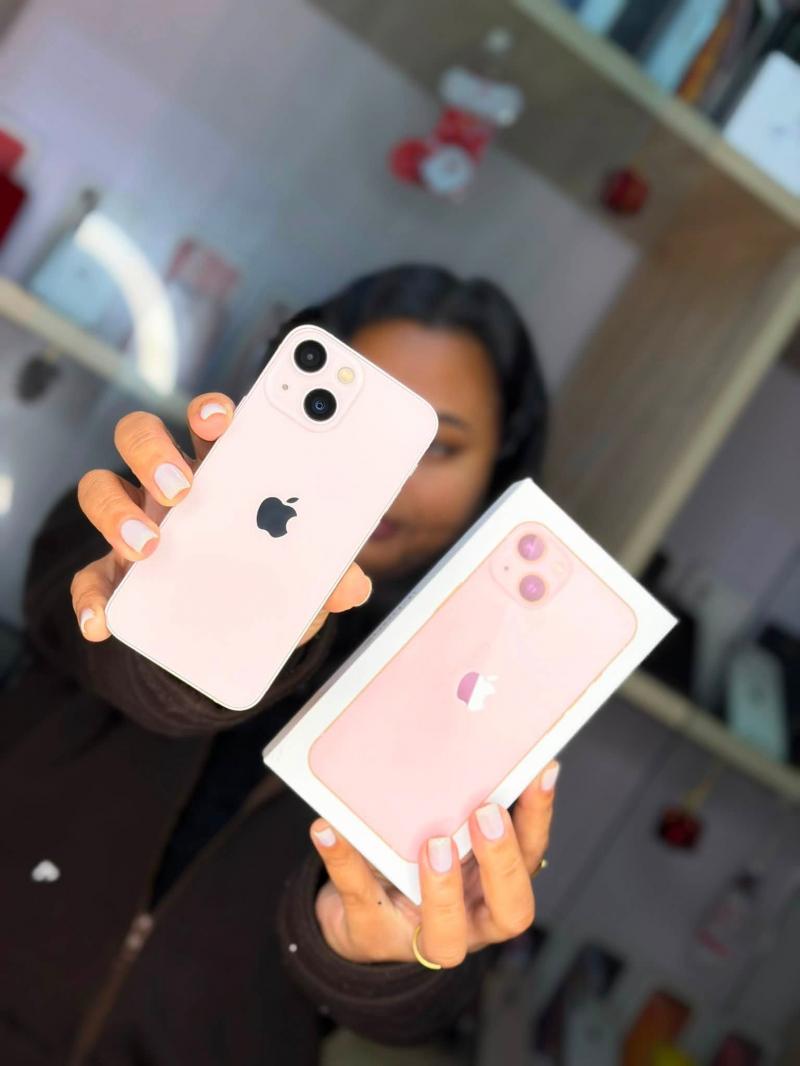 iPhone 13 mini – Hiệu năng cao, kiểu dáng tiện dụng