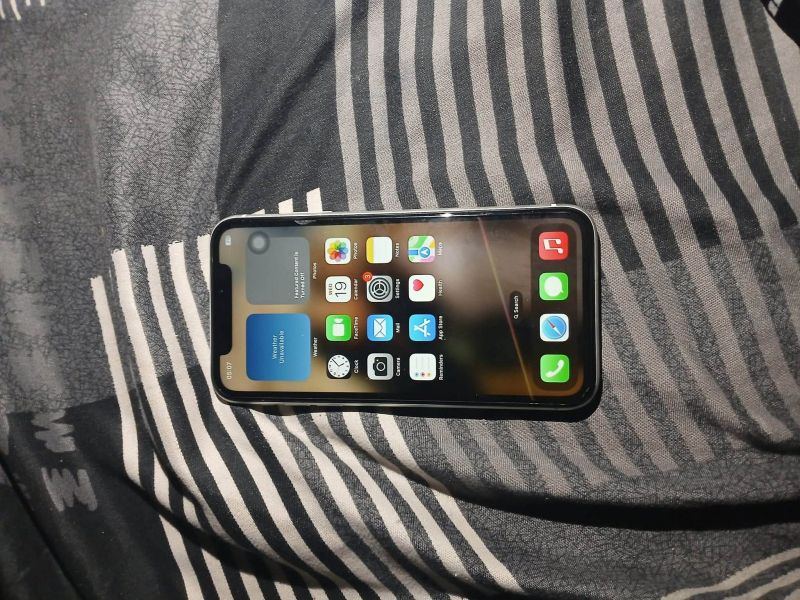 iPhone XR – Phương án tiết kiệm cho nhu cầu cơ bản