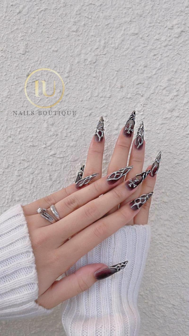 IU Nails là điểm đến của những người yêu nail và mong muốn cập nhật những xu hướng mới – hiện đại nhất