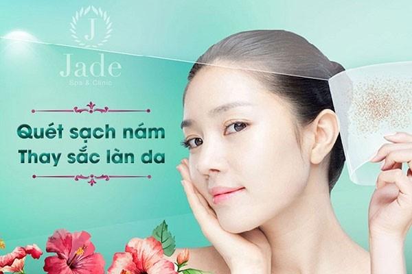 Jade thay sắc làn da