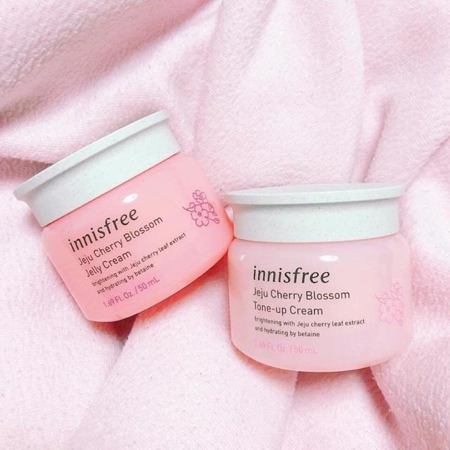 Jeju innisfree Cherry Blossom Tone Up Cream