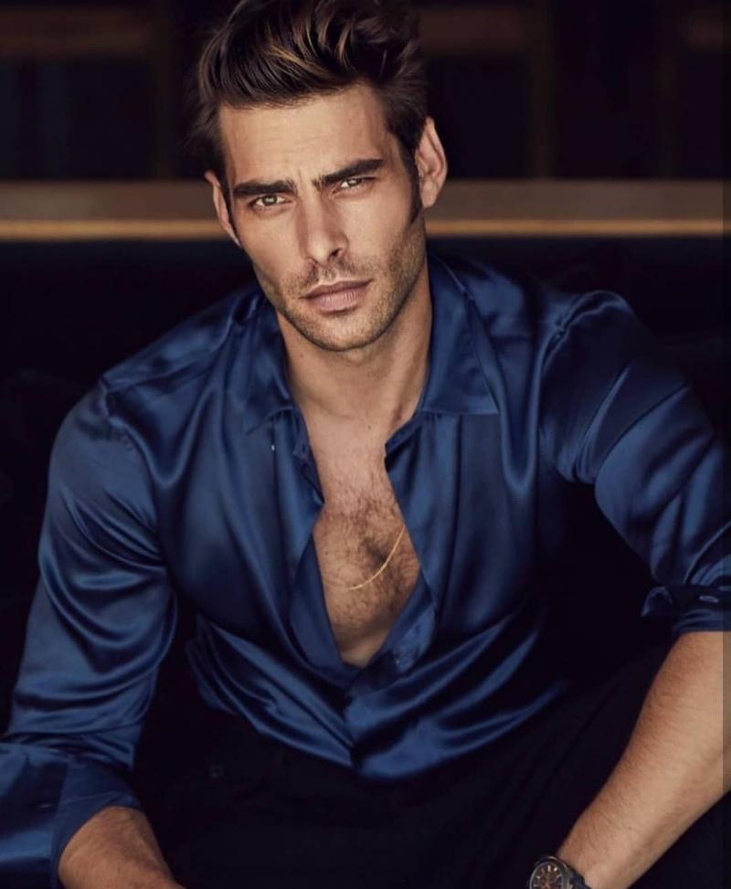 Người mẫu nam nổi tiếng Jon Kortajarena