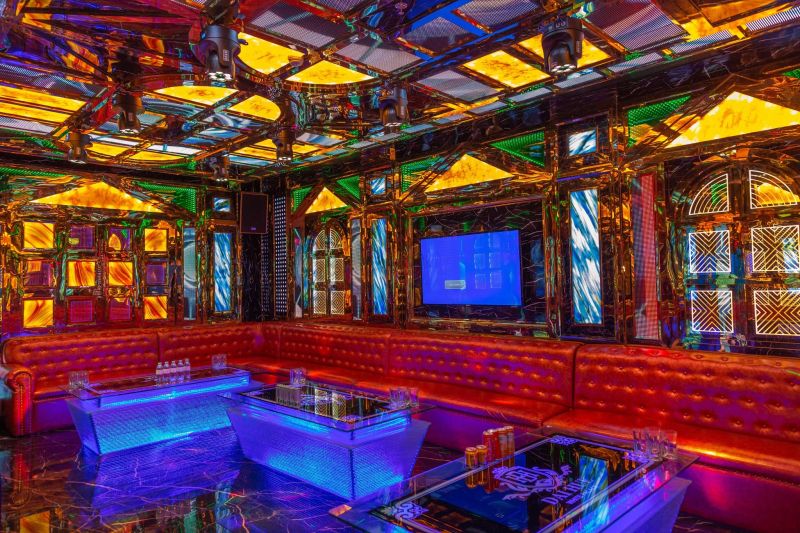 Phòng karaoke thiết kế industrial — ảnh minh họa