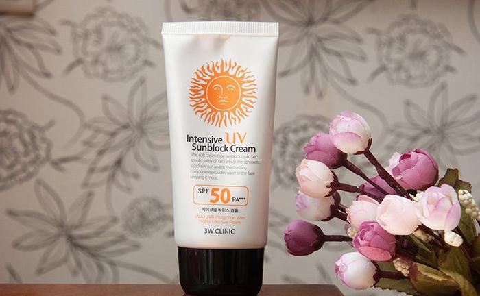 Kem chống nắng 3W Clinic Intensive UV SPF 50 Pa+++