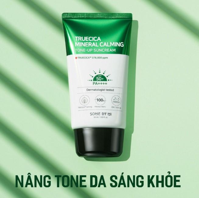 Kem chống nắng Some By Mi Truecica Mineral Calming Tone-Up Suncream SPF50+/PA++++