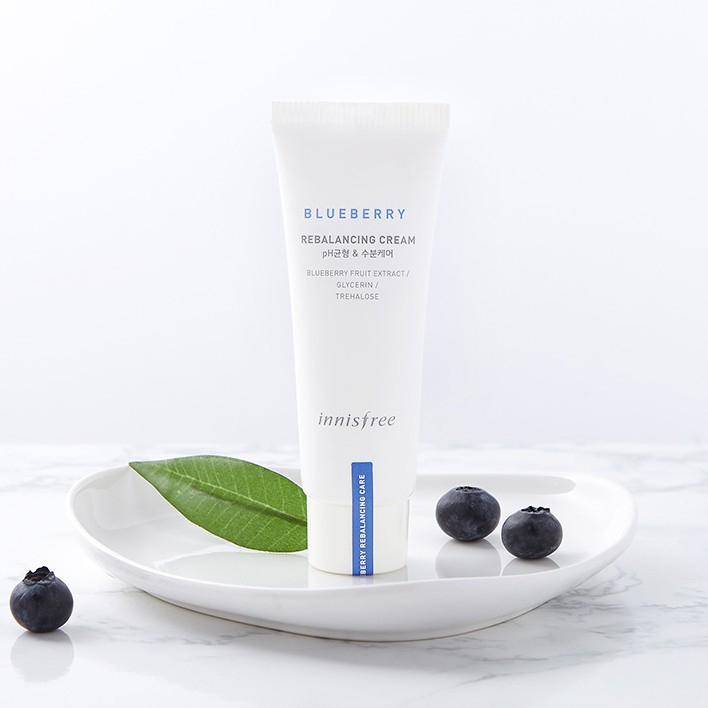 kem duong am tu blueberry innisfree blueberry rebalancing cream 50ml 817479 kem duong am tu blueberry innisfree blueberry rebalancing cream 50ml 817479