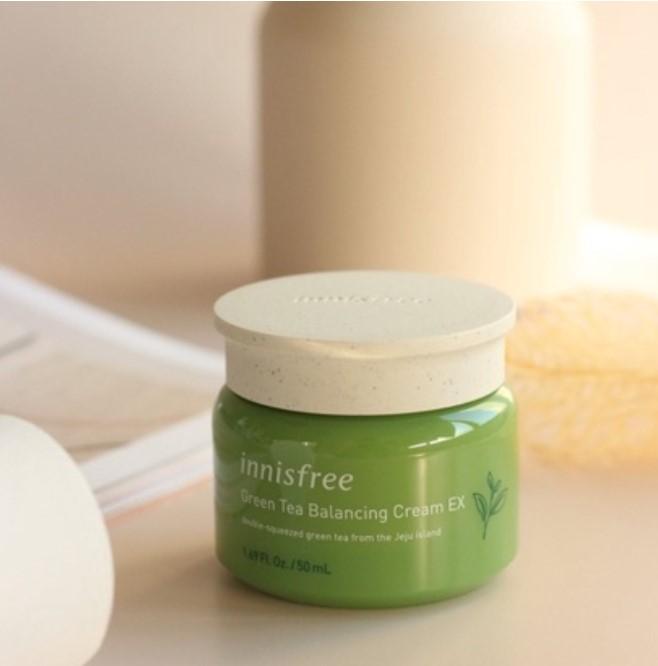 Kem dưỡng cân bằng độ ẩm innisfree Green Tea Balancing Cream Ex