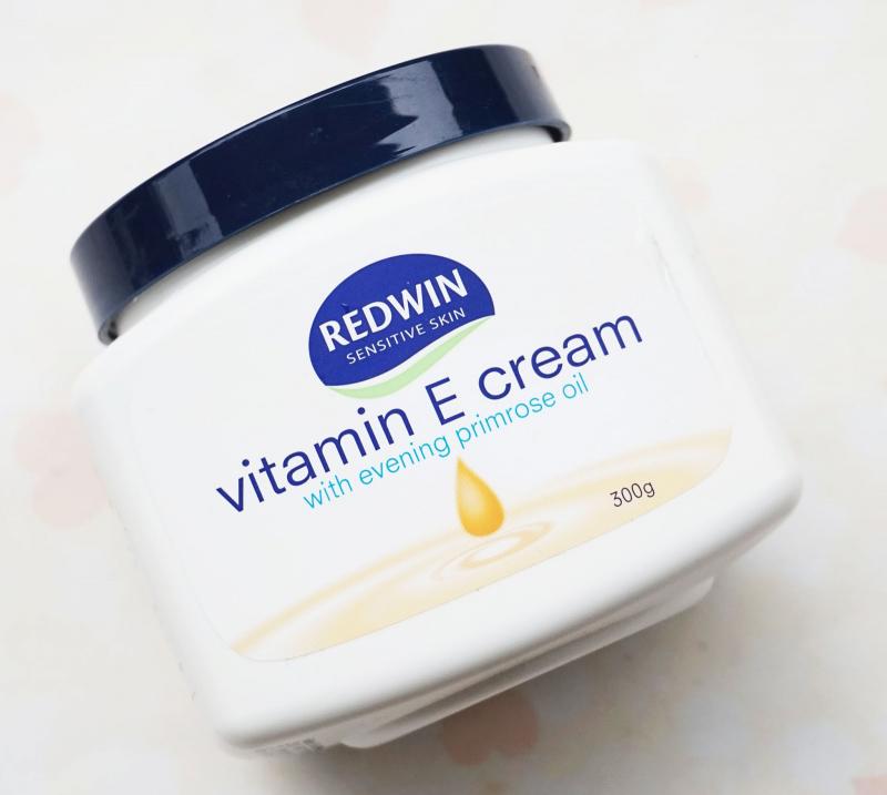 Kem dưỡng da, trị nẻ vitamin E Redwin