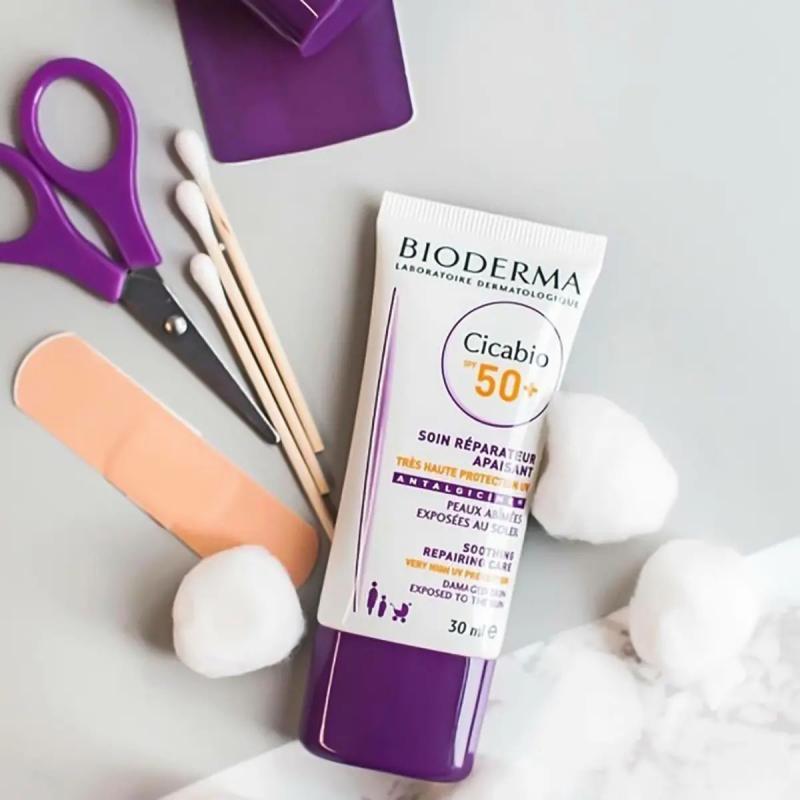 Kem dưỡng da và chống nắng Bioderma Cicabio Spf 50+