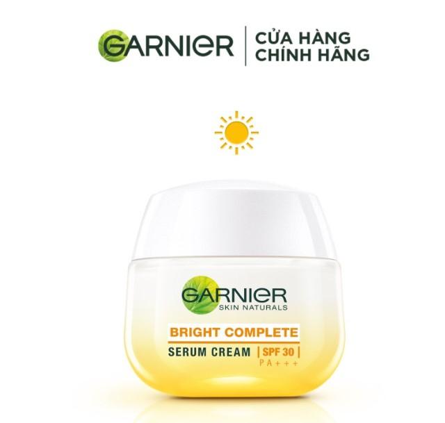 Kem dưỡng serum sáng da ban ngày Garnier