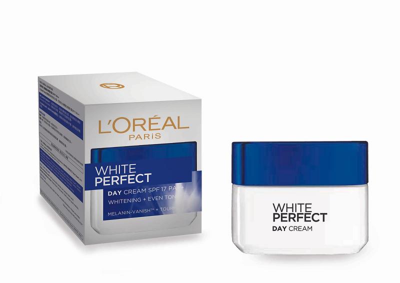 Kem dưỡng trắng da ban ngày L’Oreal Paris Aura Perfect ban ngày SPF17 PA++