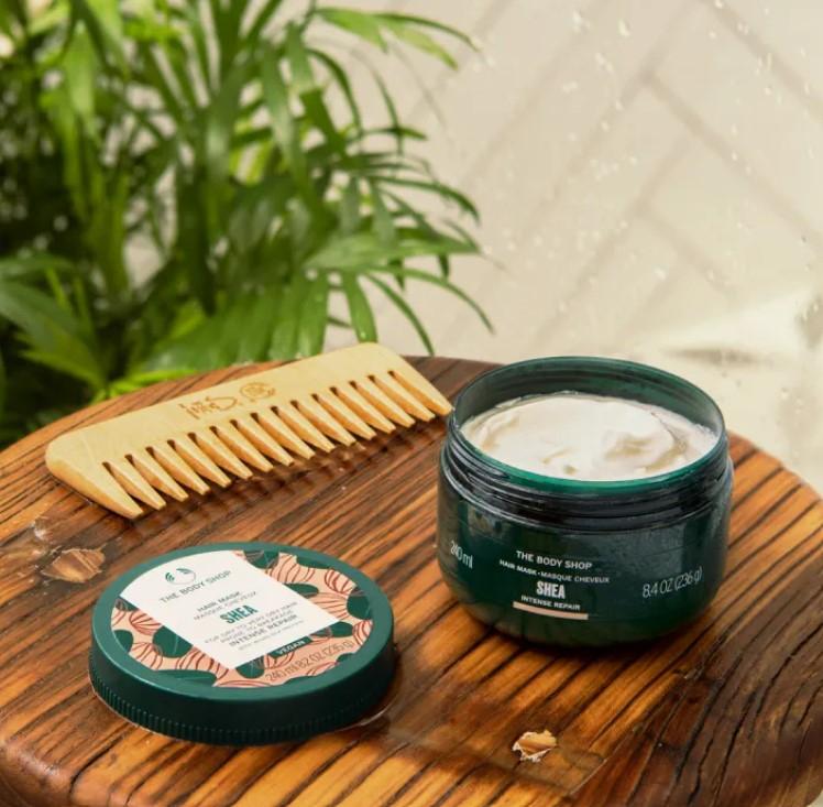 Kem ủ tóc The Body Shop Shea Butter Richly Replenishing Hair Mask