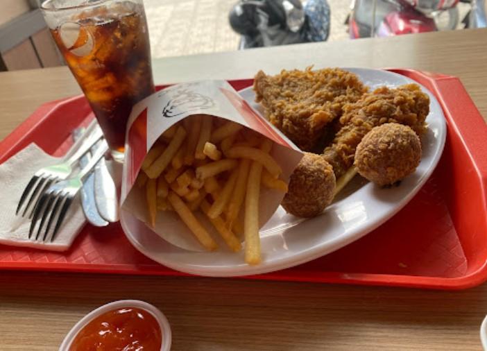 KFC Phạm Văn Chiêu