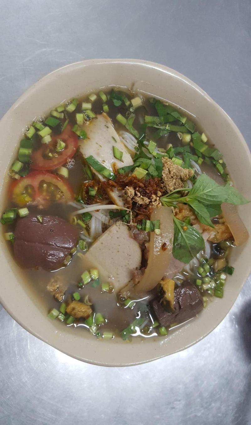 Khả Hân- Bún riêu cua & ốc (Nguồn: Rachel Smith)