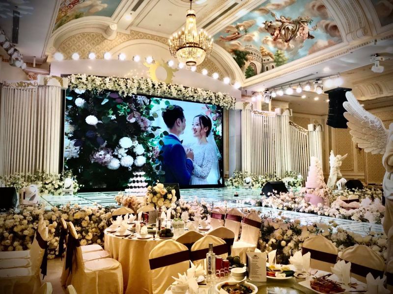 Tiệc cưới tổ chức tại khách sạn Cầu Am